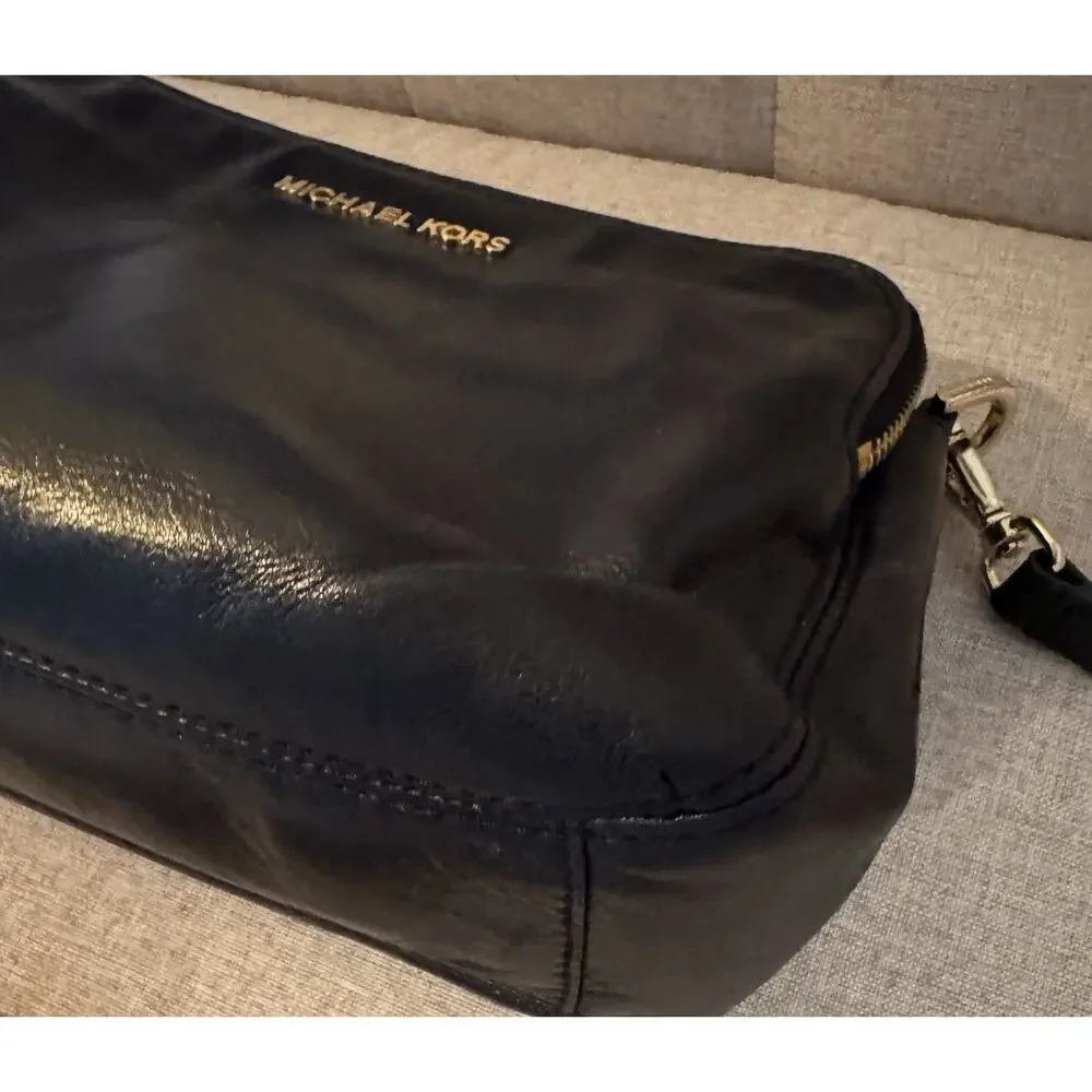 Michael Kors Crossbody Bag Purse Medium Alexis Black Patent Leather Gold Zippers - Picture 9 of 15